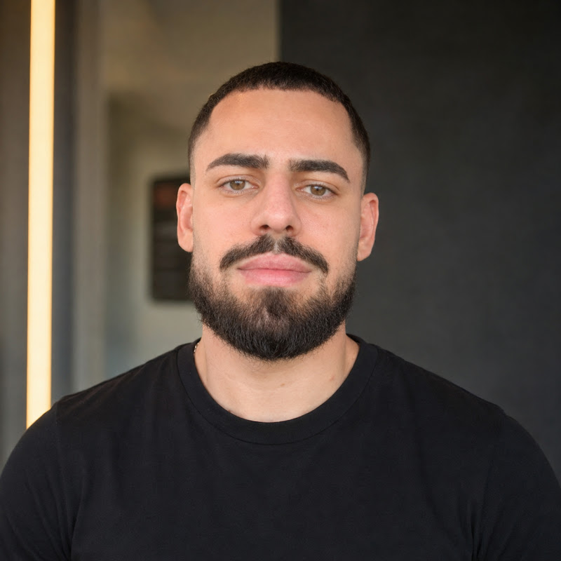 Um Daniel aí