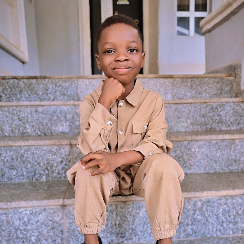 SHINE Obiblo and siblings