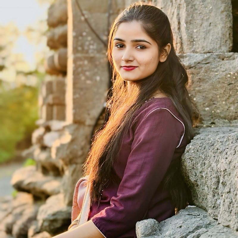 THE CREATIVE SALIYA VLOG