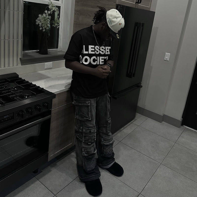 Official Chris Pierre