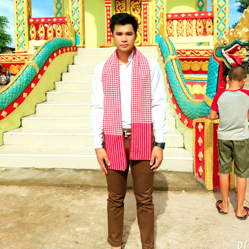 บ่าวเตียงทอง บ้านนา Logo