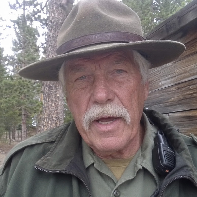 Cliff Hollis