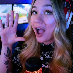 Larissa "LalauPlay"