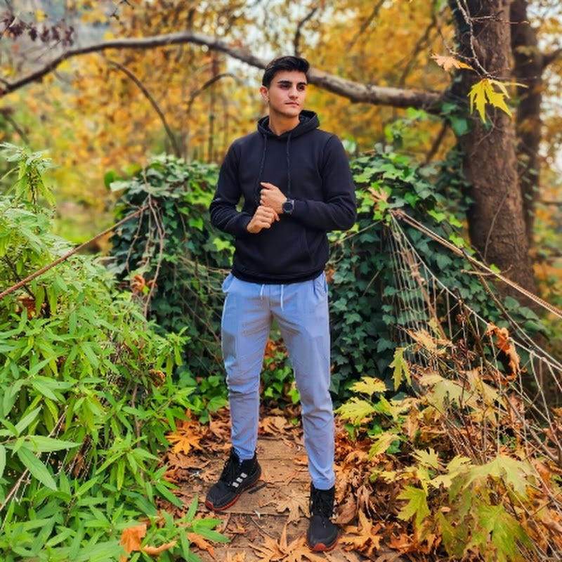 AhmadAk Vlogs