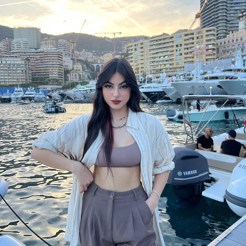 Sarra Cherif - سارة الشريف