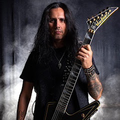 Gus G