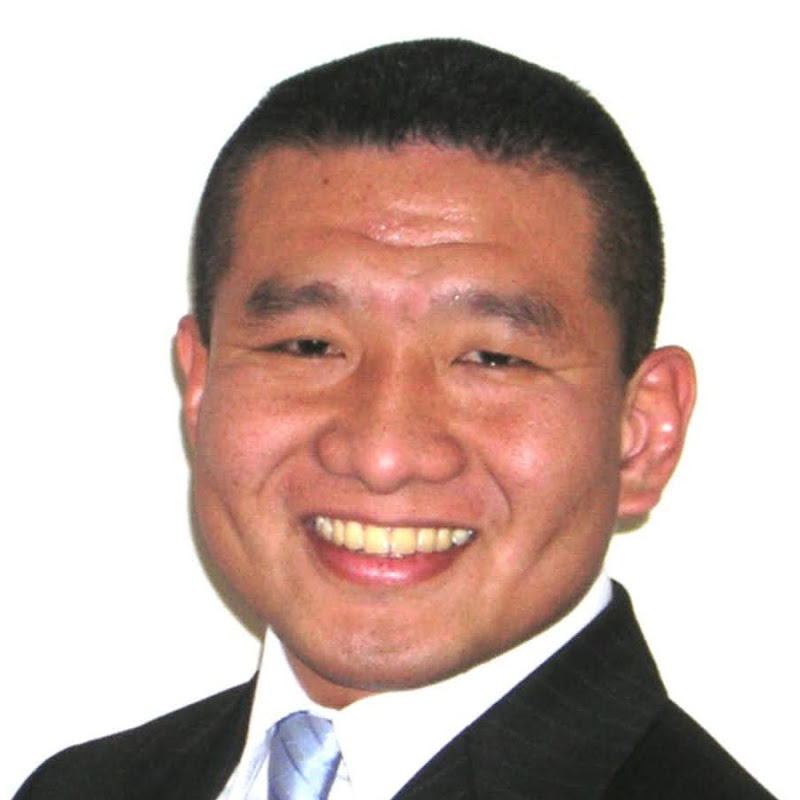 Robert Ritua, Your Real Estate Guide
