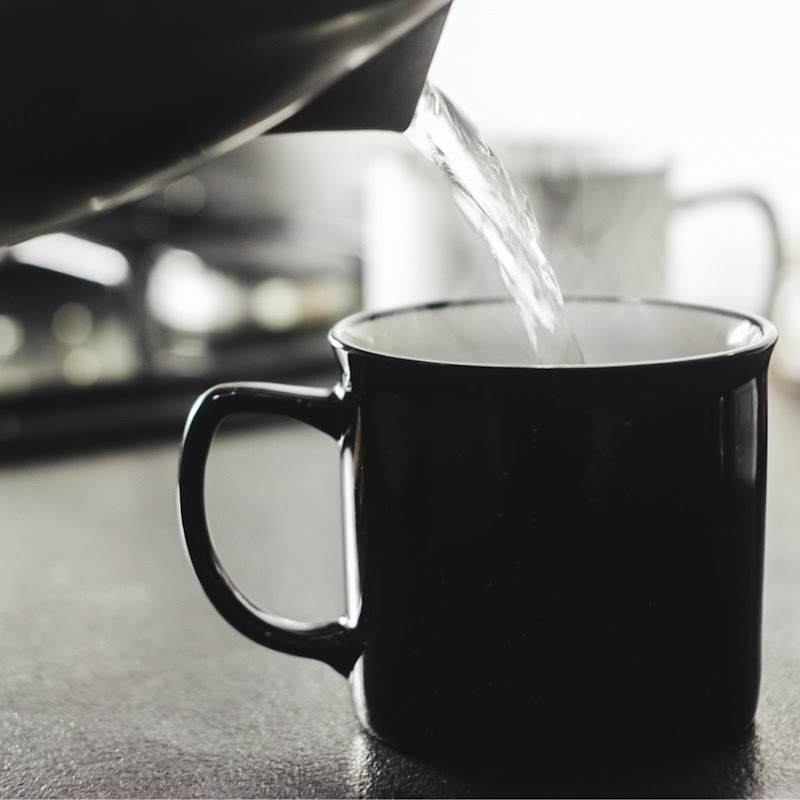 어느푸른저녁 Blue Dusk Logo