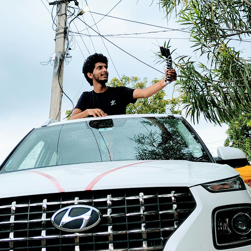 The Rajveer Singh Vlogs