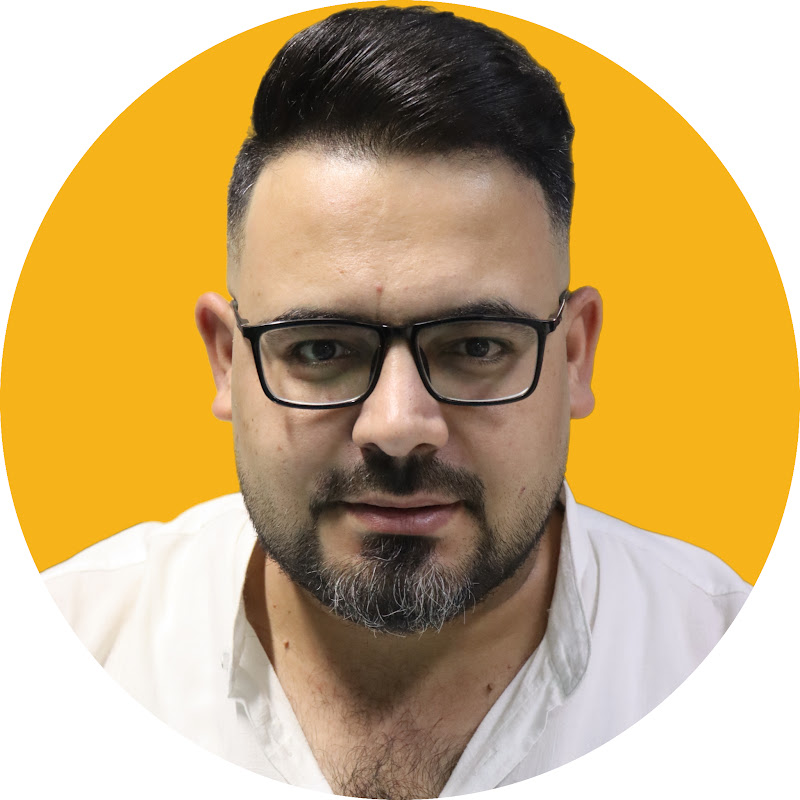 قسوَر الخزرجي - مدرس اللغة الإنجليزية 