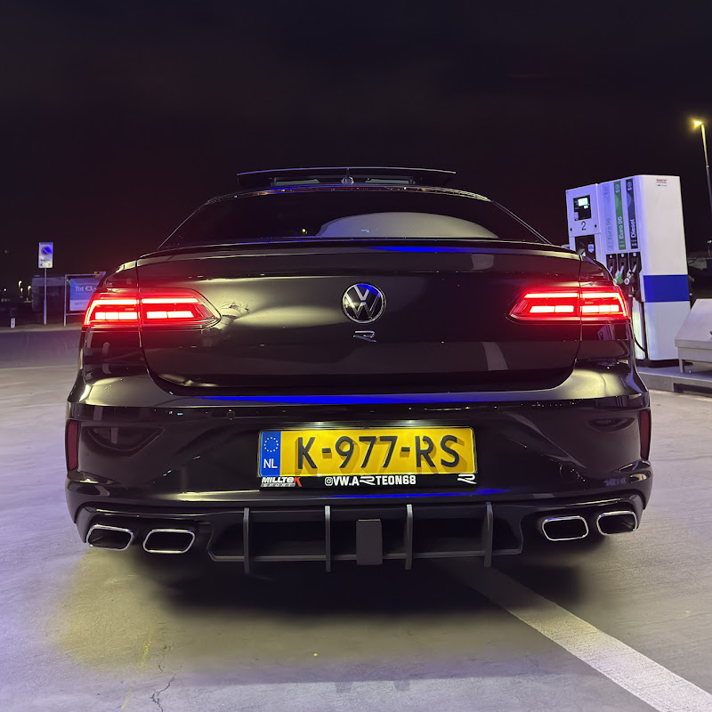 VW Arteon 68