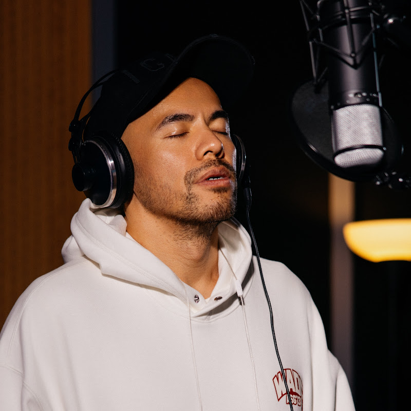 阿卡莎納 AKSN Logo