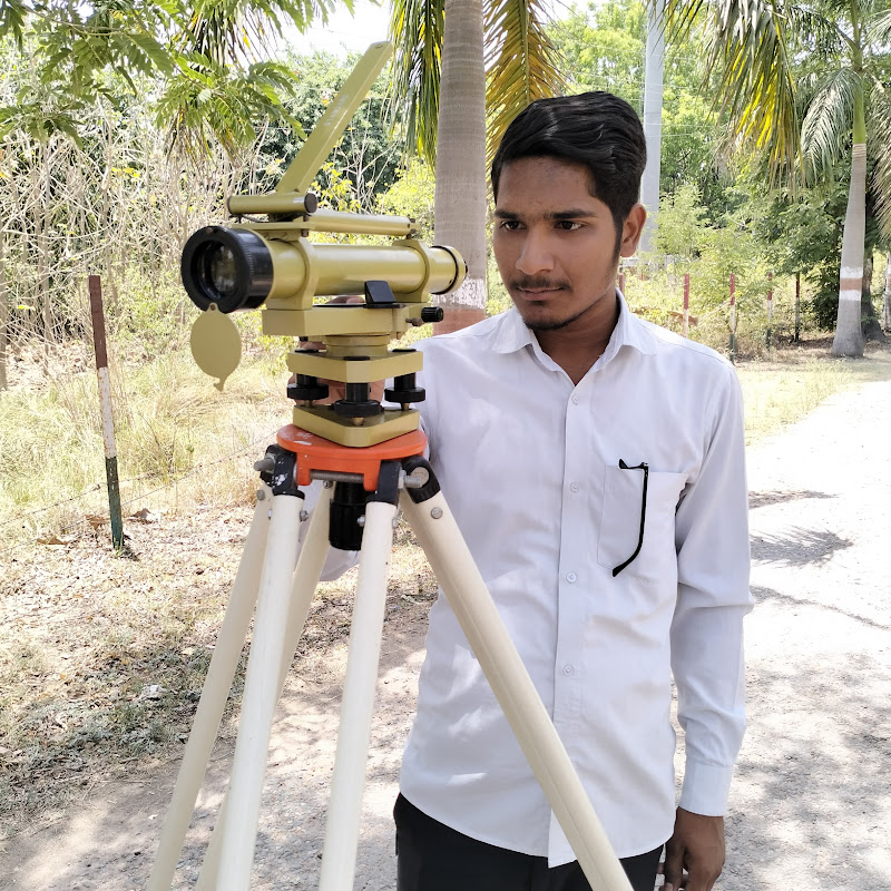 Civil engineer 