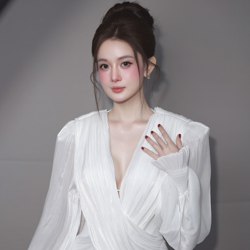 Ngọc Kayla OFFICIAL