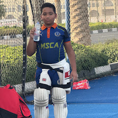Dubai cricket fan 