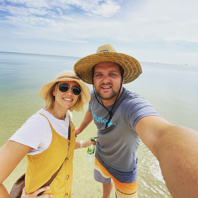 Expat wanderers