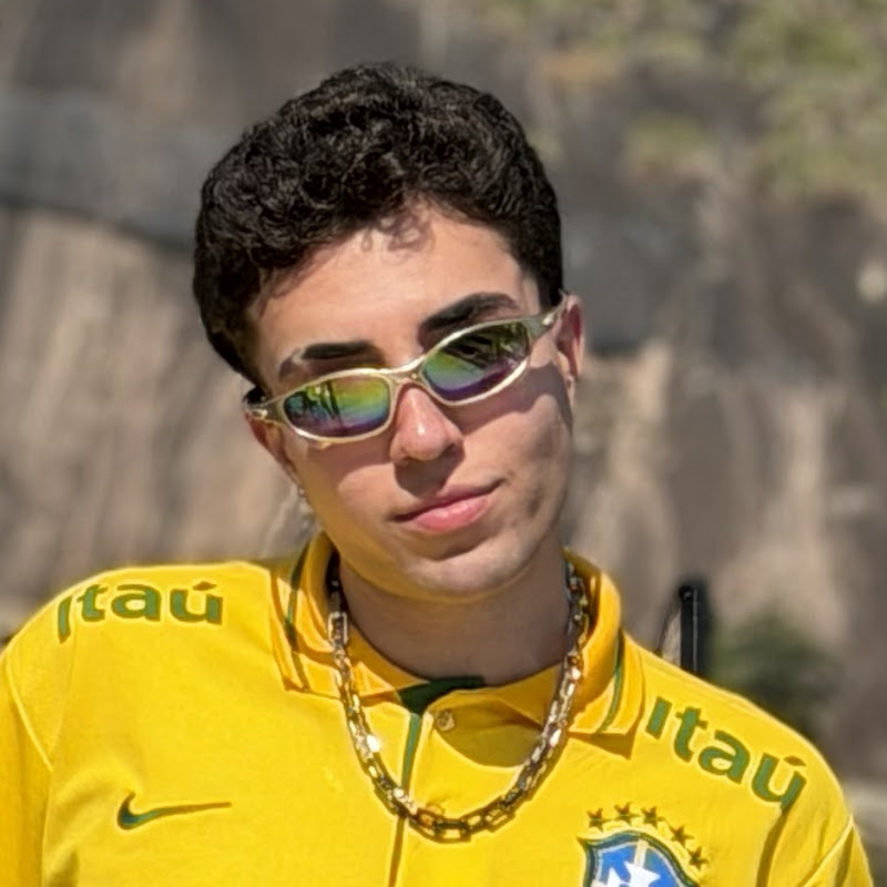 Léo Medeiros