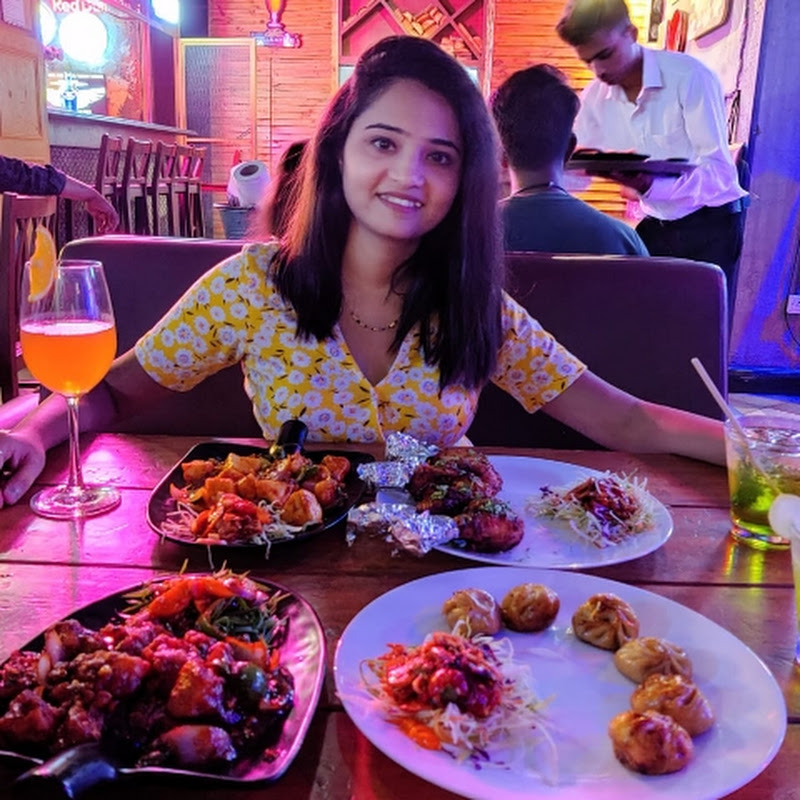 Vineka Shahapurkar 