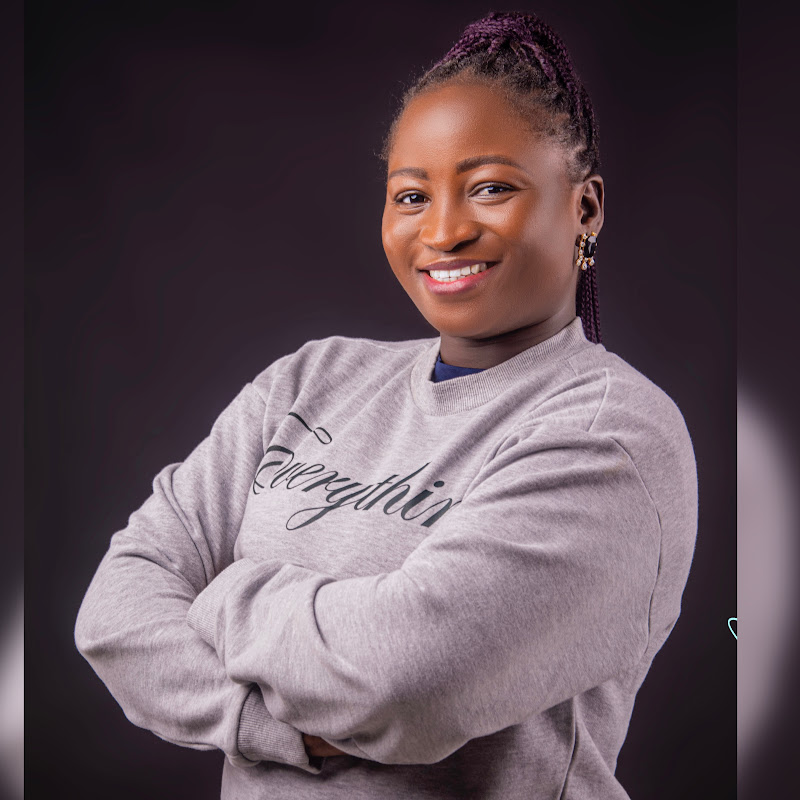 Omowunmi’s Virtual Assistant Academy  Logo