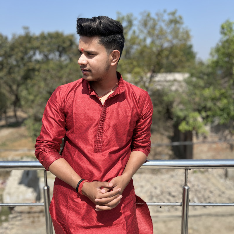 Hastu Tiwari 