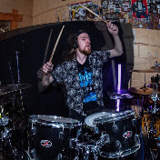 DrakeOnDrums