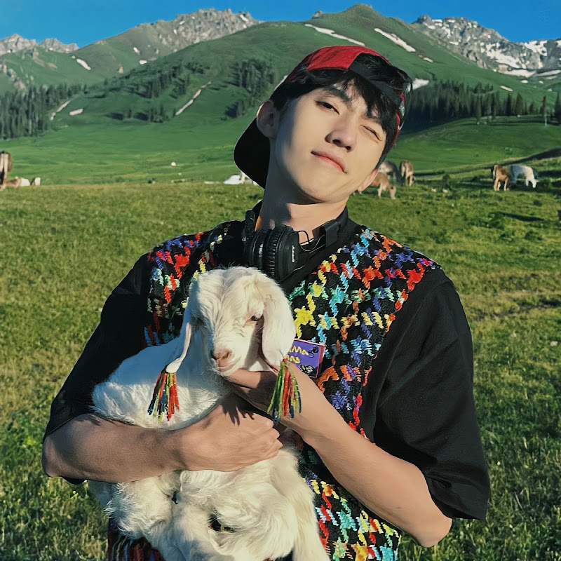 晴天愛追劇 Logo