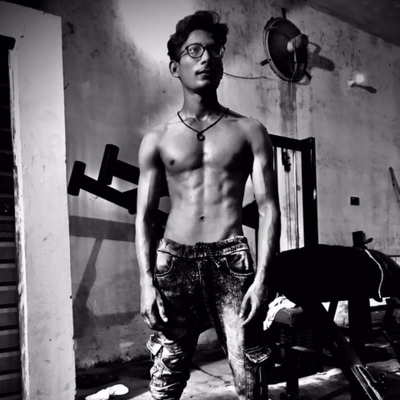 adil fitness 4