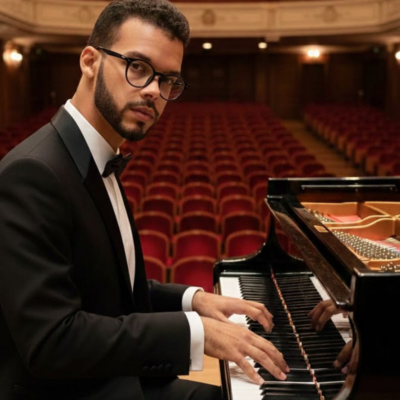 Moisés Santos Music