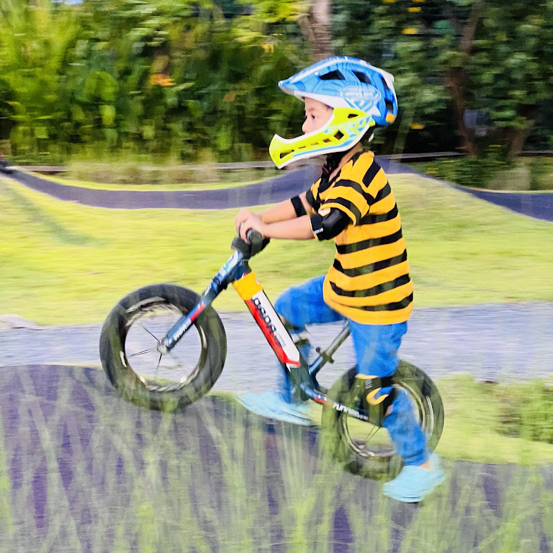 Thailer’s awesome channel