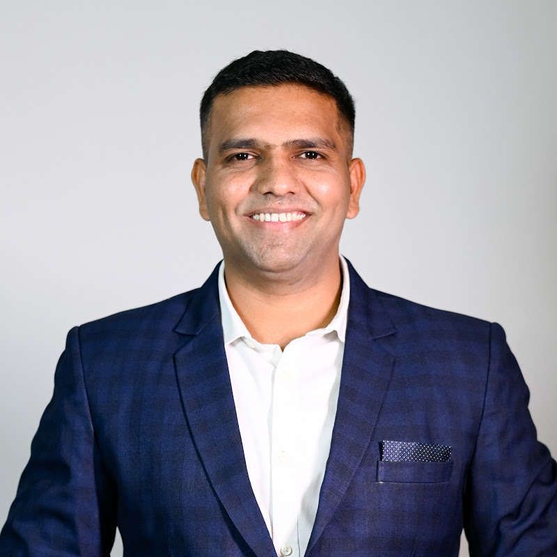 Dr Amol Mourya : Real Estate Coach