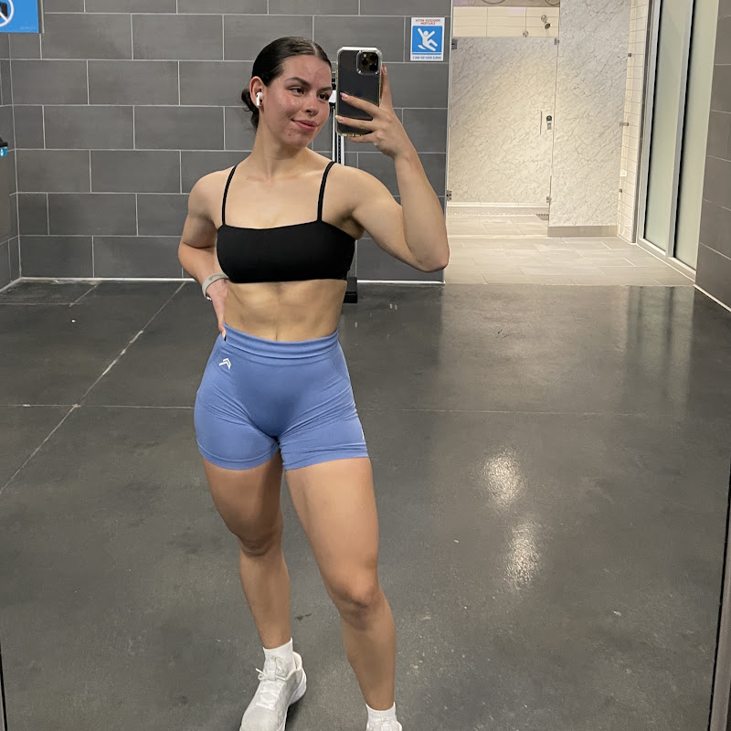 ISABELLA SMITH