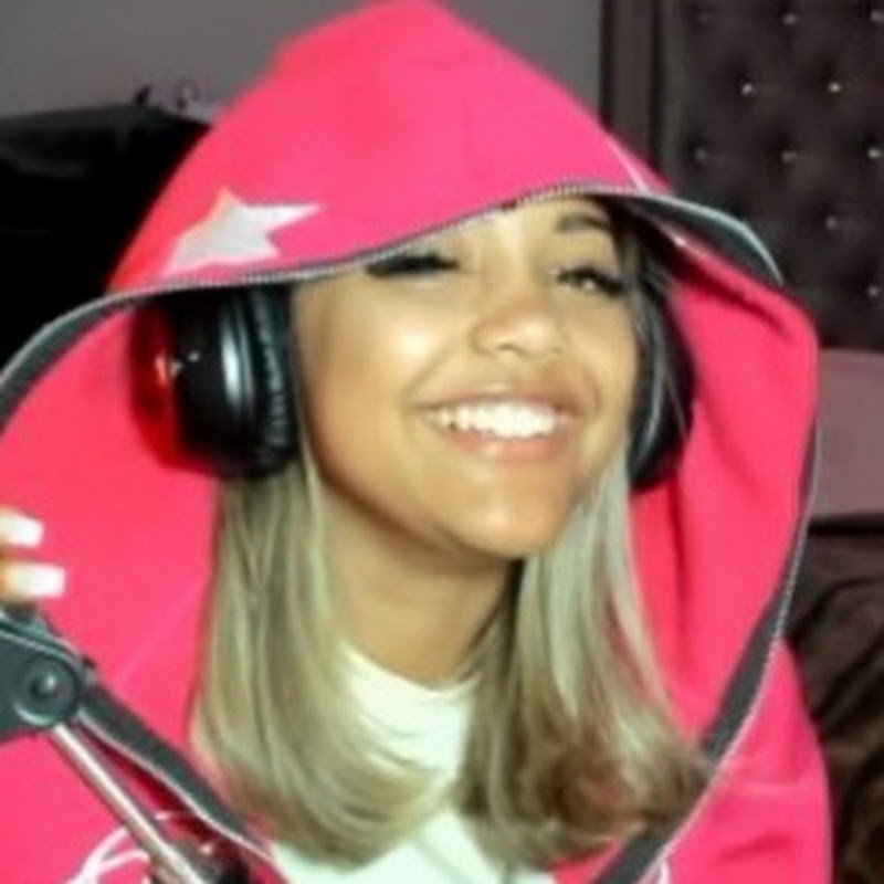 Mya Salina Live