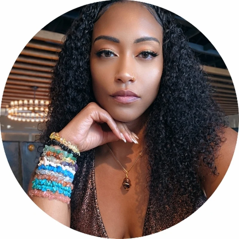 Dae The DovaQueen