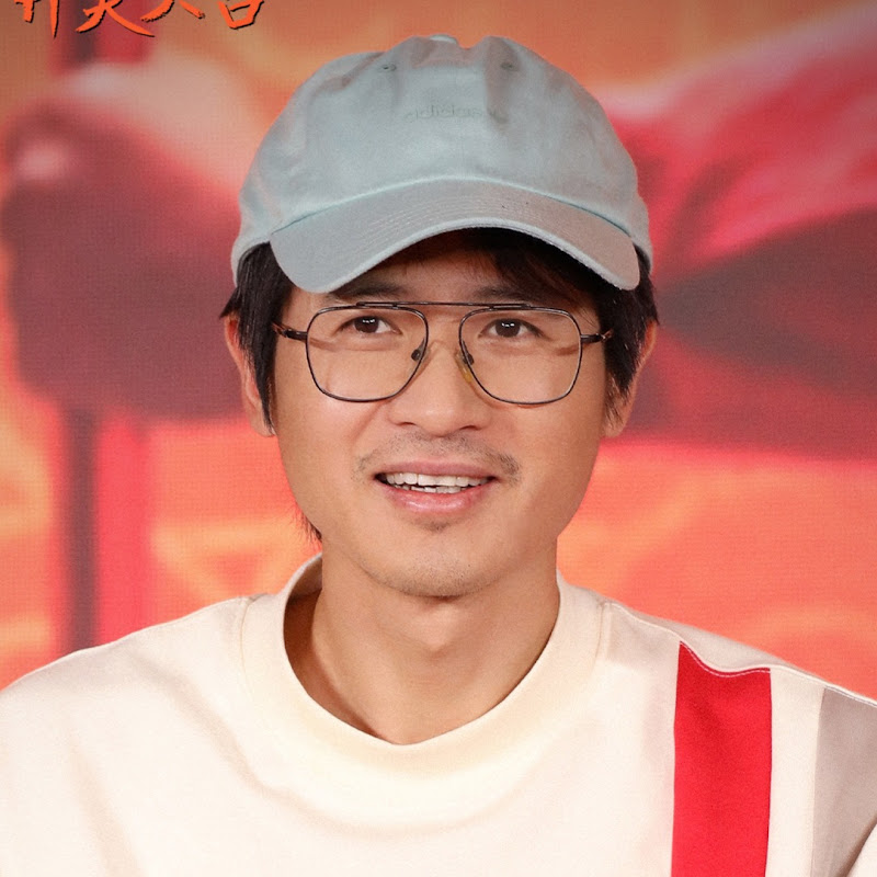 韩寒相关的视频小站 Logo