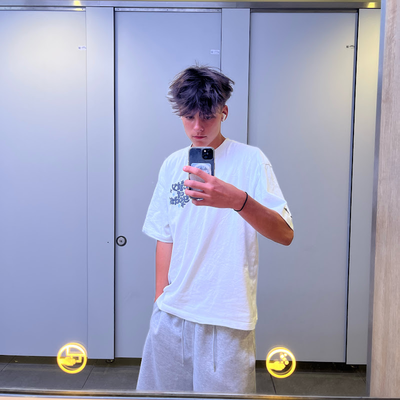 Whitlouis