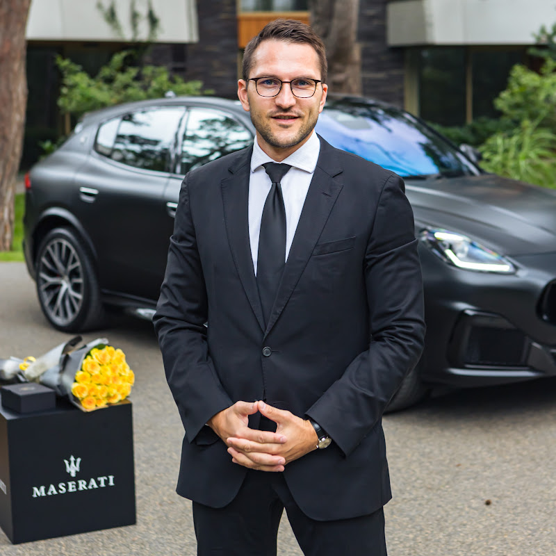 Neimantas_luxauto