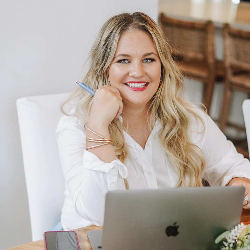 Brandi Mowles