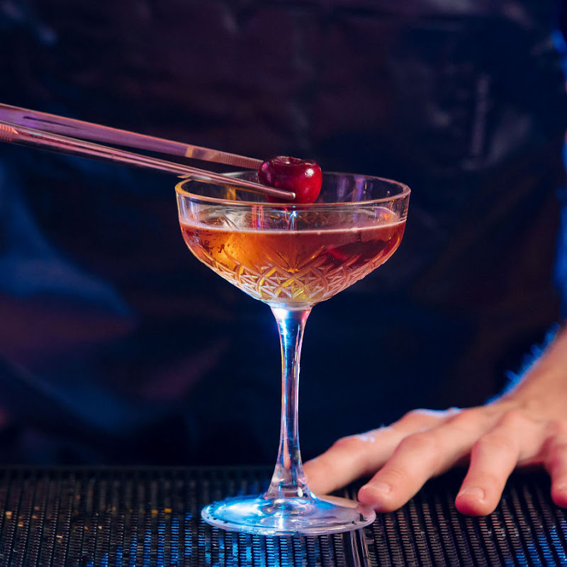 Tom Dyer Cocktails