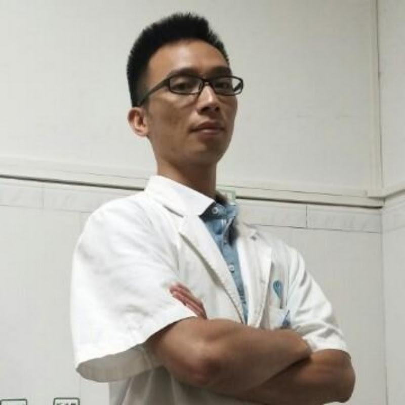 英德中医何医生·官方频道 Logo