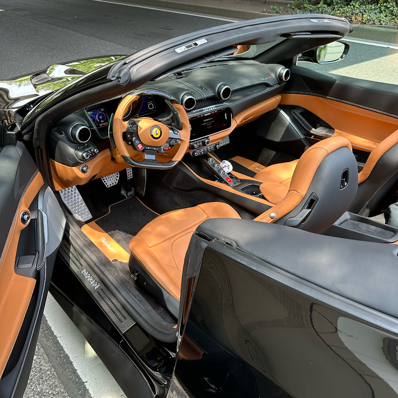 FERRARI Portofino M Tokyo Drive