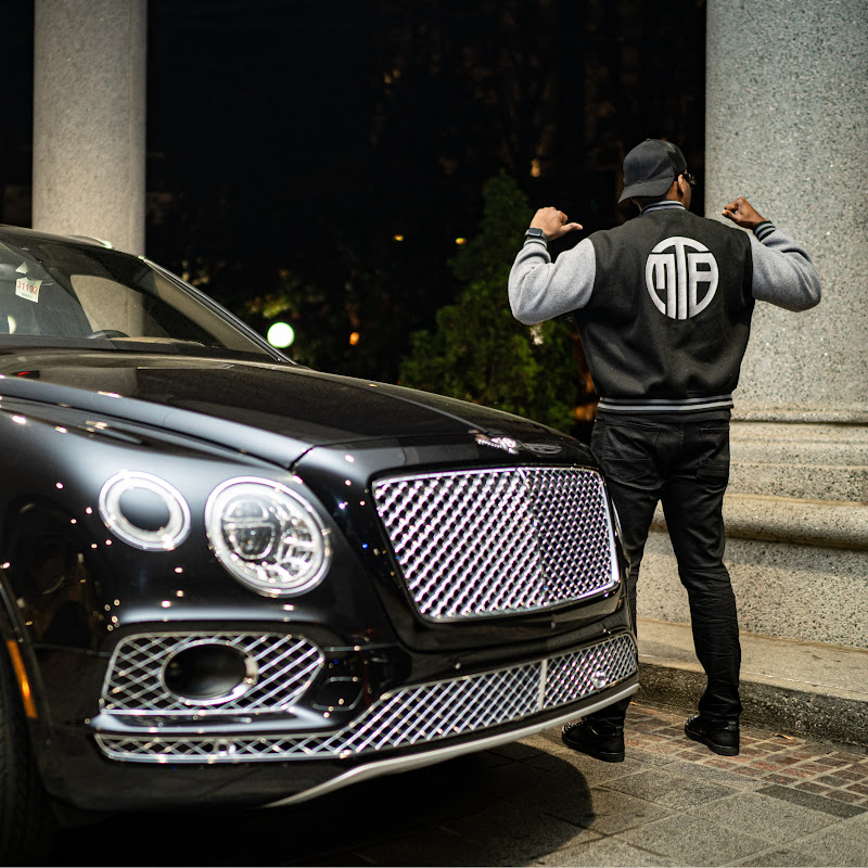 Mike_Thebusinessman