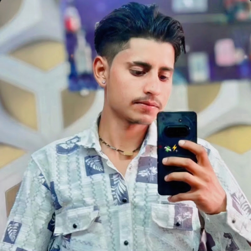 𝙋𝘼𝙄𝙉𝙏𝙀𝙍 𝙃𝘼𝙍𝙆𝙐