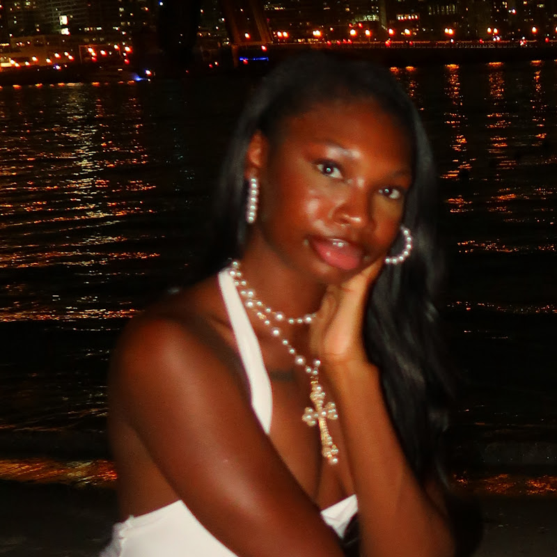Millionaire Mae
