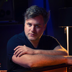 Benjamin Wallfisch - Topic