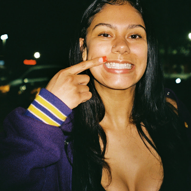 KARRAHBOOO @karrahbooo | Thizzler