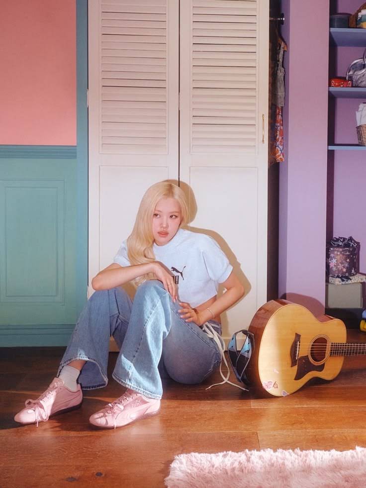 Post from RosiexxHQ☆ - YouTube