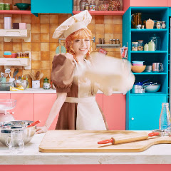 Kyary Pamyu Pamyu ( きゃりーぱみゅぱみゅ )