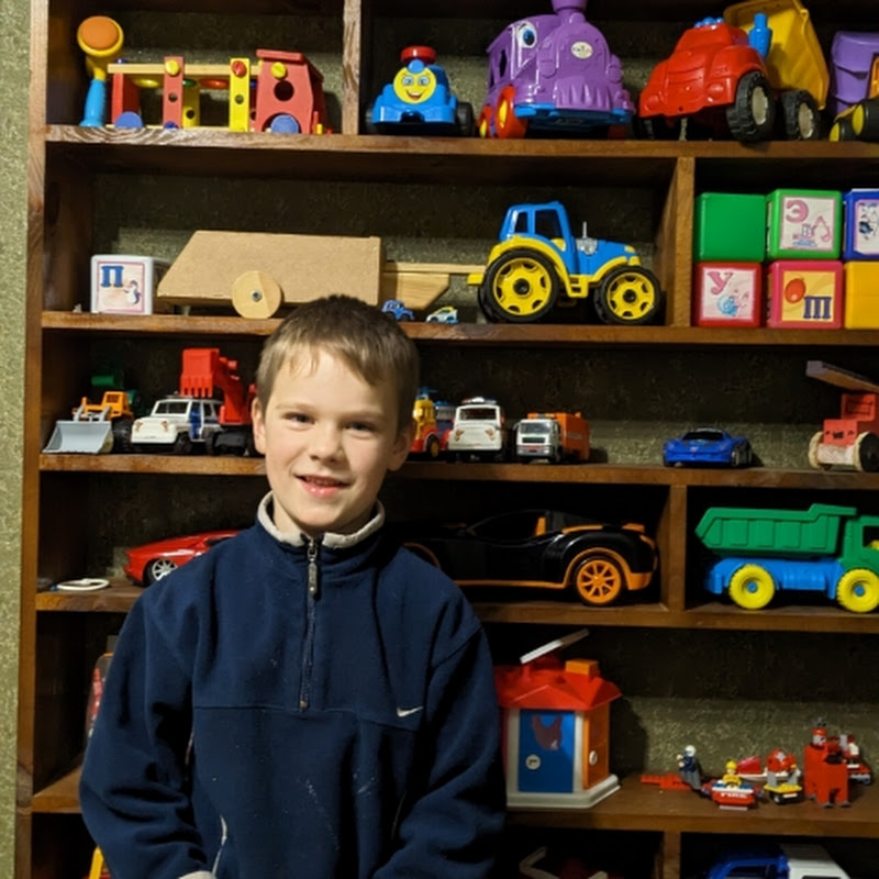 Блогер Андрюшка