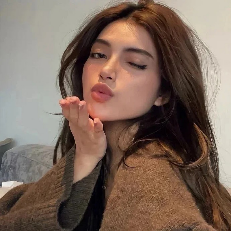 #movie #film Grandma & Grandpa Are SMUGGLERS?! 😱💼 | Get Shorty's Wildest Twist Scene