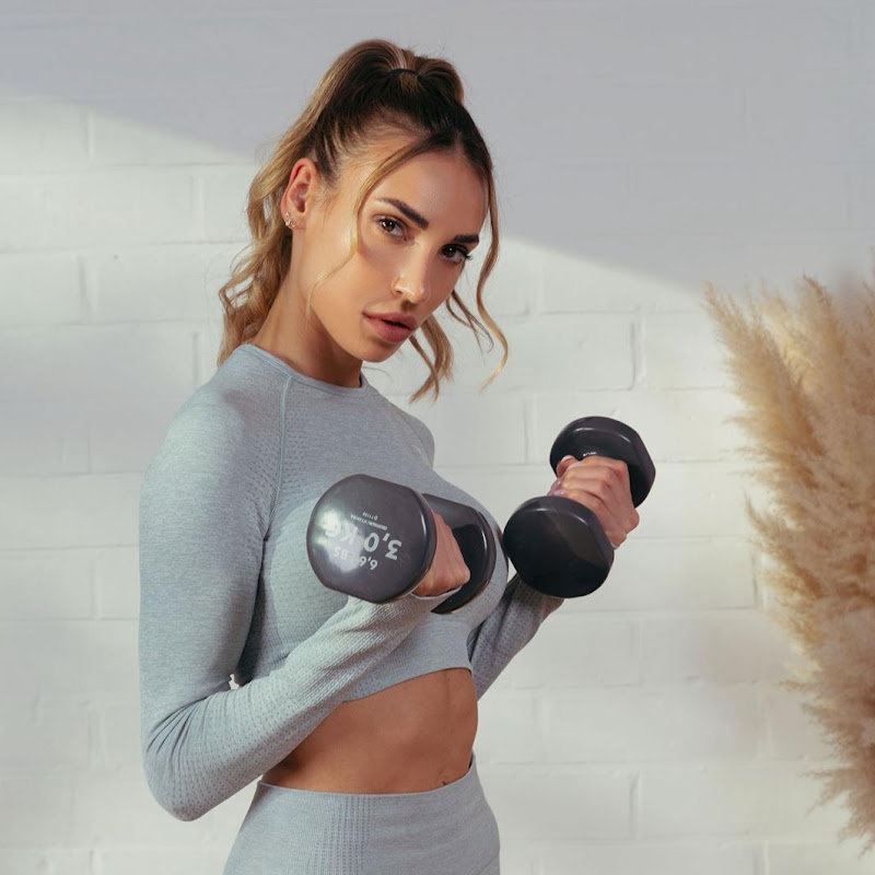 Go Fit with Laura